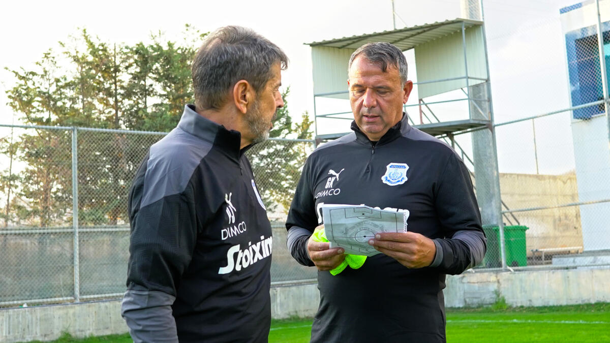 Οι συνεργάτες του Γιάννη Πετράκη  thumb