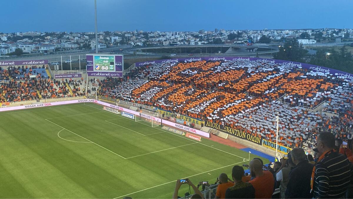 Έριξαν το σύνθημα με μόνο μια λέξη! (pic, vid) thumb