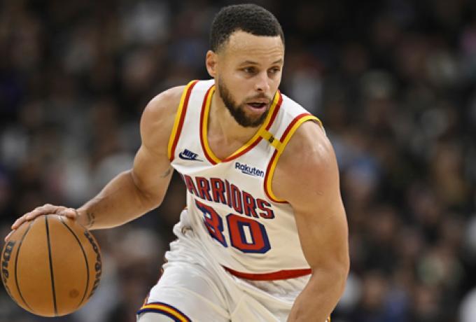 NBA: Στα... πιτς για τουλάχιστον ακόμη δέκα ημέρες ο Στεφ Κάρι thumb