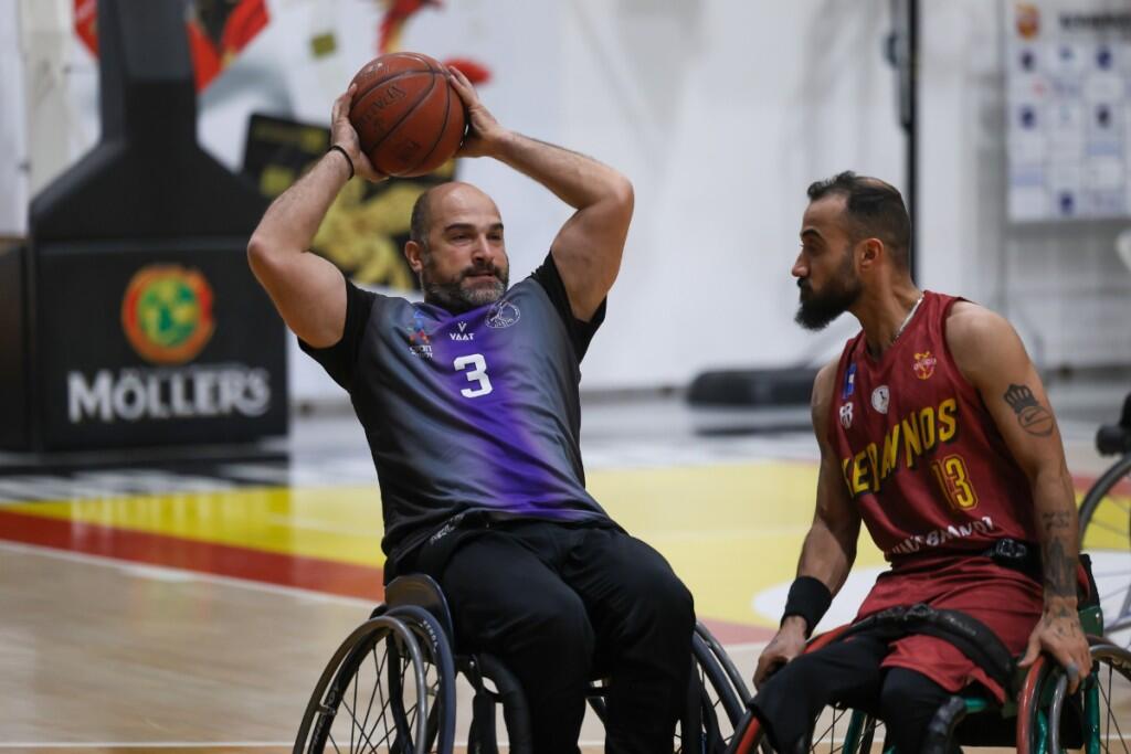 Nίκες για Κεραυνό και Ήφαιστο στο Τροχοκάθισμα thumb
