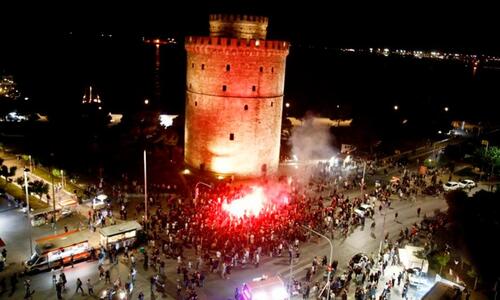 Χαμός: «Κάηκε» η Θεσσαλονίκη (pics) thumb