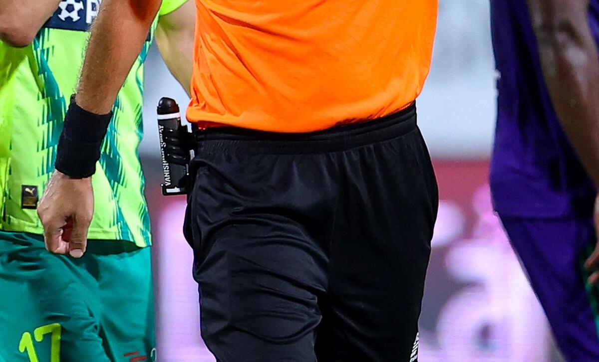 Ορισμοί: Ξένοι διαιτητές στα ντέρμπι thumb