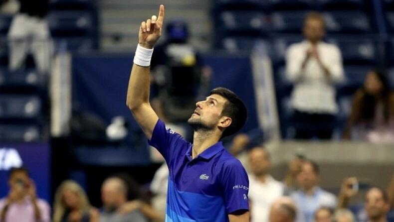 Ημιτελικός Νο43 σε grand slam και δύο νίκες μακριά από το να γράψει ιστορία ο Τζόκοβιτς thumb