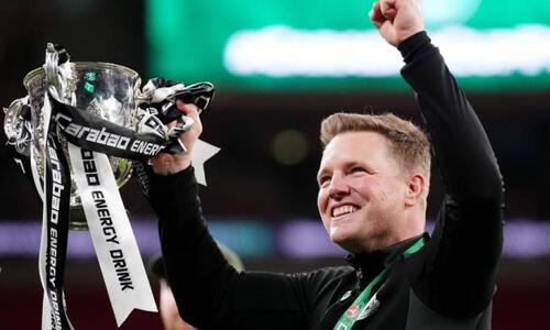 Επέτρεψε στα καθήκοντά του ο Χάου thumb