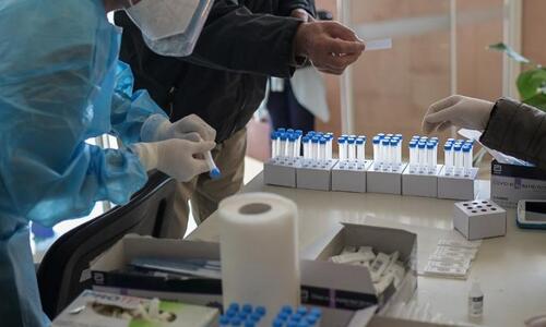 Νέο αρνητικό ρεκόρ με 5.048 νέα κρούσματα και δύο θανάτους thumb