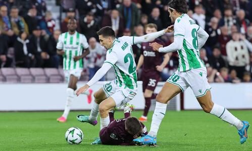 Χαρτς - Ομόνοια 2-0: Αδιάβαστη και ηττημένη απ’ το ημίχρονο... thumb