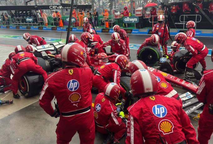 «Την Παρασκευή είδατε την πραγματική Ferrari, όχι το Σαββατοκύριακο» thumb