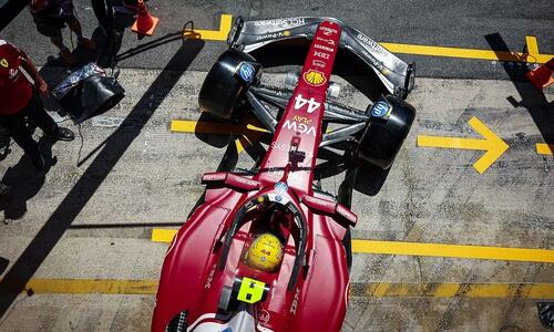Πότε θα αποφασίσει η Ferrari για «λευκή πετσέτα» το 2025 thumb