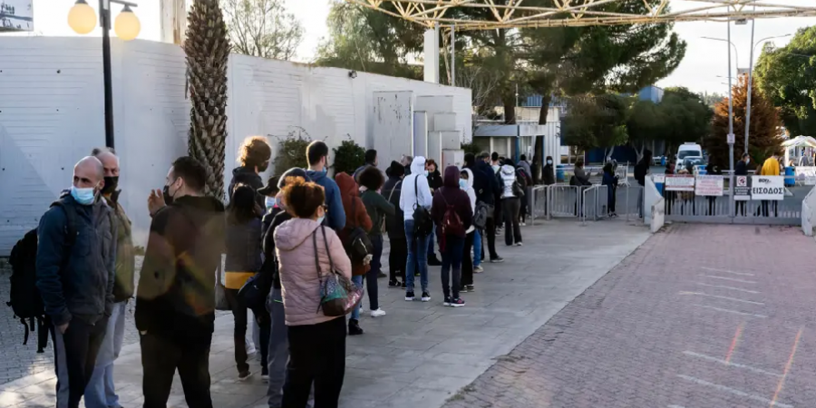 Δύο θάνατοι και 1.692 κρούσματα στην Κύπρο thumb