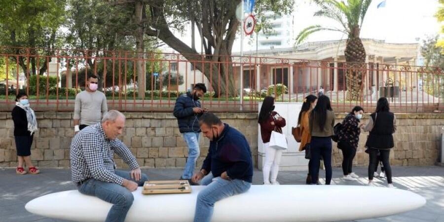 Δύο θάνατοι και 2.853 νέα κρούσματα στην Κύπρο thumb