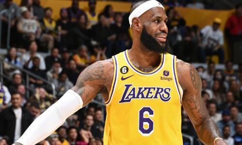 GOAT Λεμπρόν: Μοναδικός έγραψε ιστορία στο NBA! (βίντεο) thumb