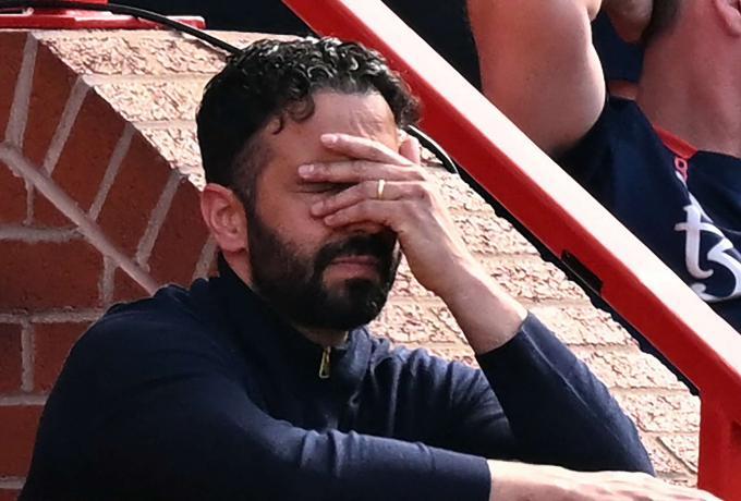 «Είμαι ντροπιασμένος όταν κοιτάω την βαθμολογία της Premier League» thumb