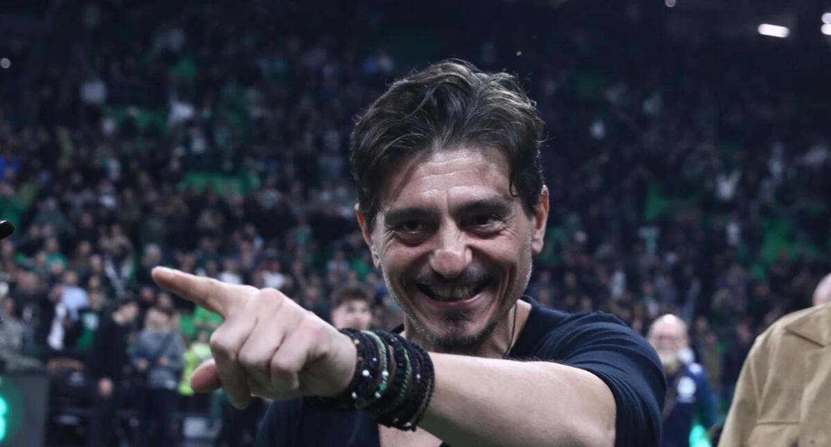 Γιαννακόπουλος: «Δεν θα τα βάψω μαύρα αν το πάρει επιτέλους ο Ολυμπιακός» thumb