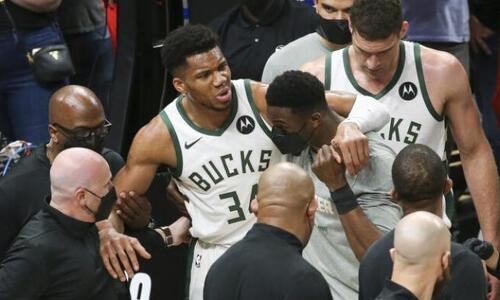 Χάνει και το Game 6 με τους Χοκς ο Γιάννης thumb