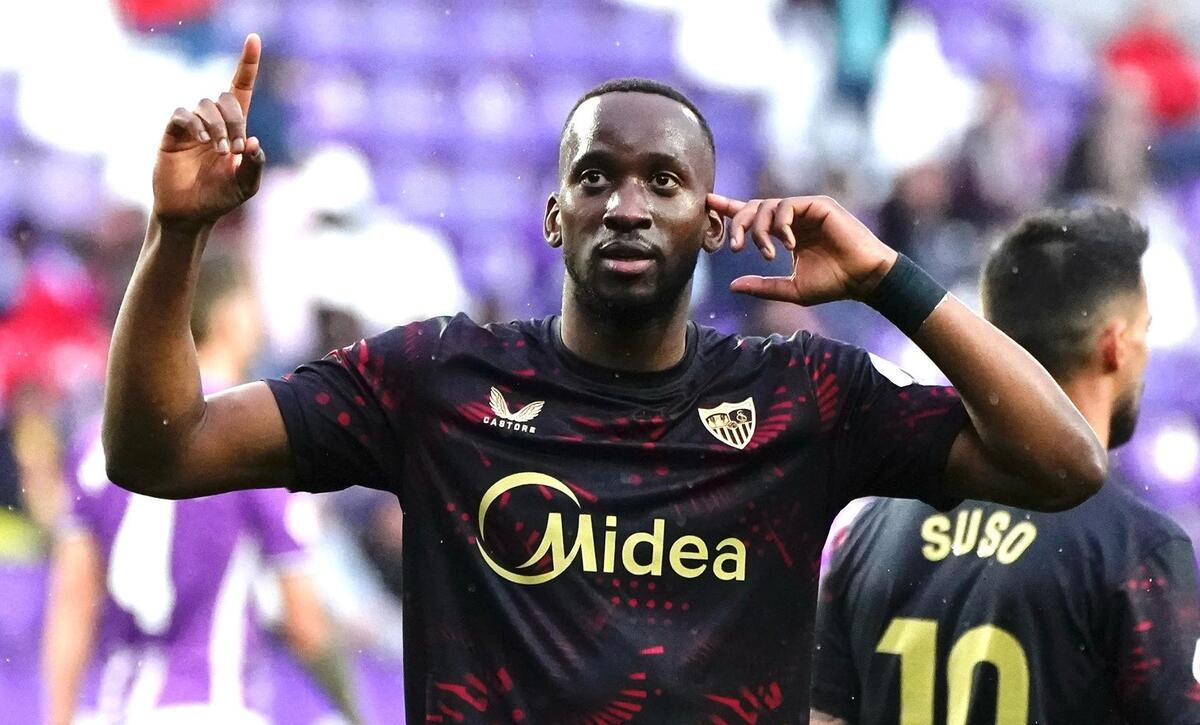 La Liga: Η Σεβίλη έριξε στο «γκρεμό» τη Βαγιαδολίδ thumb