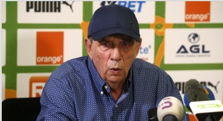 Υπέγραψε και αναλαμβάνει μέχρι το τέλος της σεζόν thumb