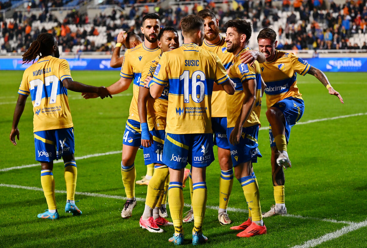 ΑΠΟΕΛ - ΑΕΛ 4-0: Κυρίαρχος και... τρίτος! thumb