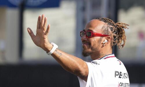 Formula 1: Οι μηχανές ζεσταίνονται thumb