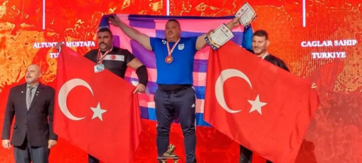 Βίντεο: Προκλητικοί οι Τούρκοι έκοψαν στη μέση τον ελληνικό Εθνικό Ύμνο! thumb