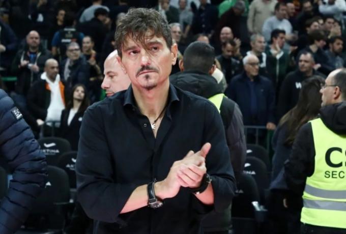 Ο Γιαννακόπουλος προανήγγγειλε και… γλυκό για τη θέση 5! thumb