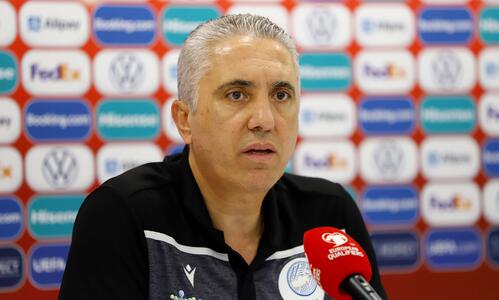 Κωστένογλου: «Δεν είναι εύκολο ούτε για μένα οι συνεχόμενες ήττες» thumb