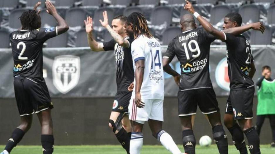 Συντριβή και με το ένα πόδι στη Ligue 2 thumb