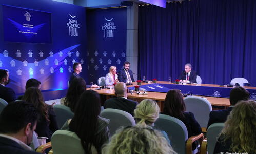 Η Καρολίνα Πελενδρίτου έλαβε μέρος στο Οικονομικό Φόρουμ των Δελφών thumb