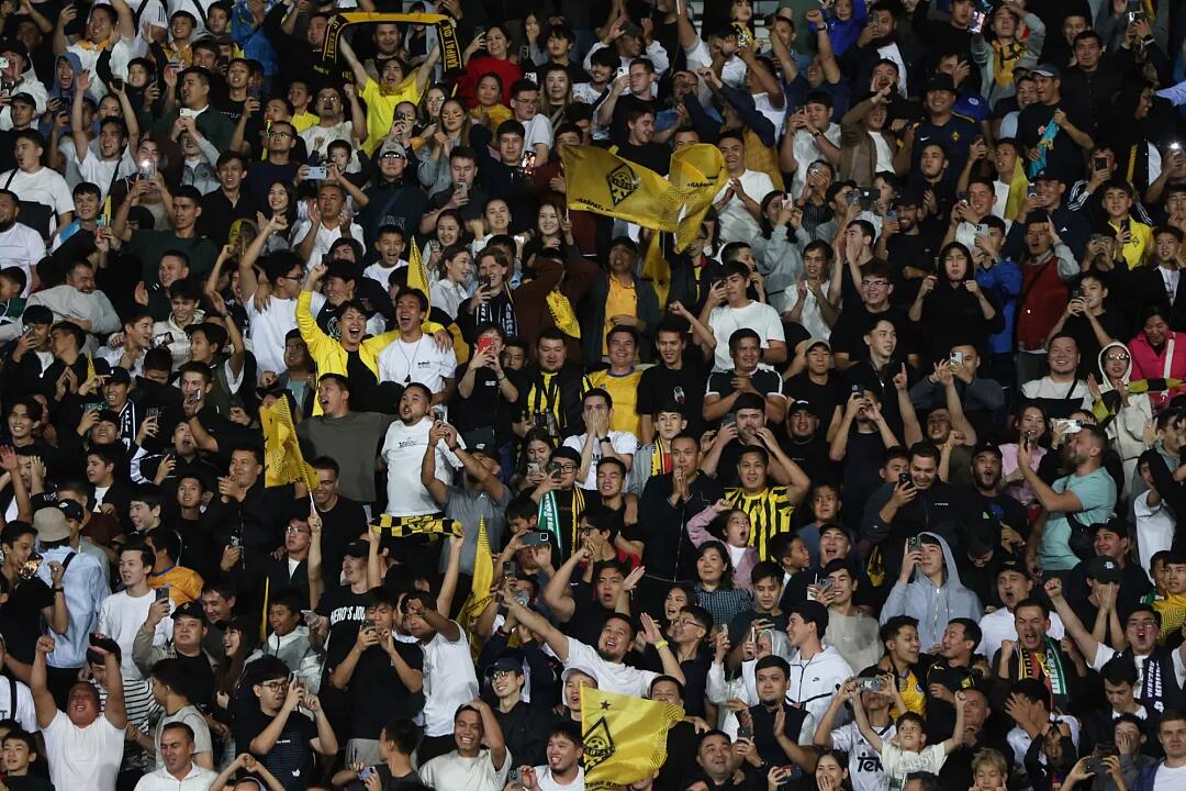 Γεμίζουν το Ortalyk Stadium, οι φίλοι της Καϊράτ! thumb