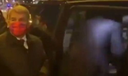 Ένταση και επεισόδιο κόσμου με Λαπόρτα (vid) thumb