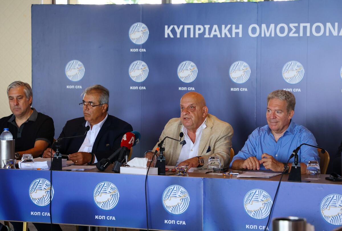 Μέχρι τις 2 Ιουλίου το αργότερο ο... άσπρος καπνός για τον πρόεδρο της ΚΟΠ thumb