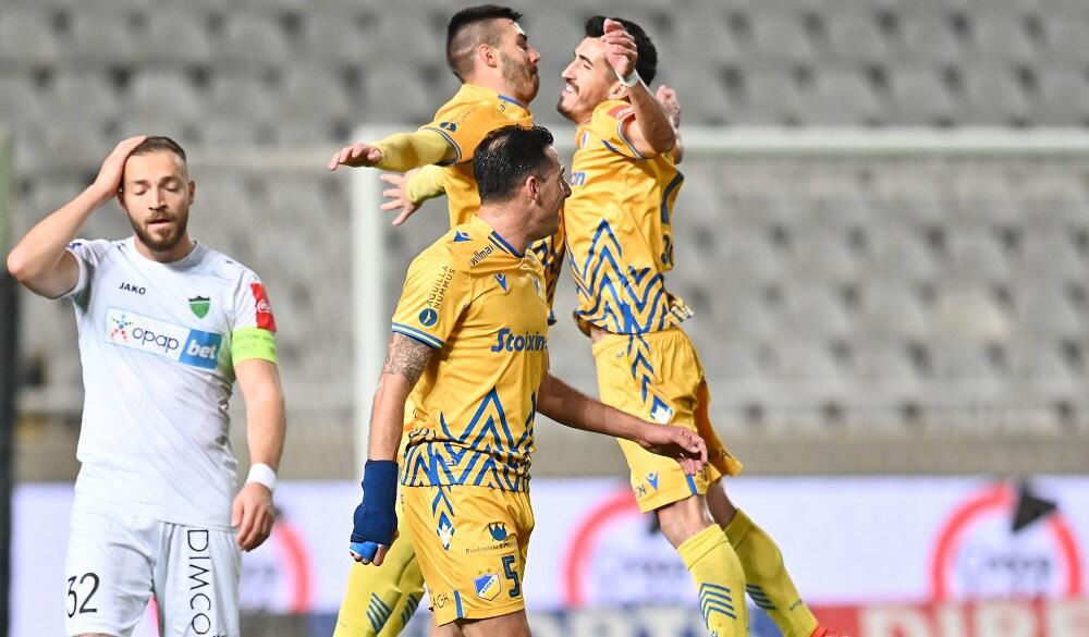 Oι 3+2+1 «γαλαζοκίτρινοι» που πάνε κόντρα στην πρώην thumb