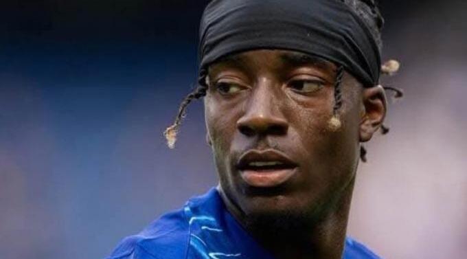 Η Άρσεναλ «κοιτάζει» Μαντουέκε thumb