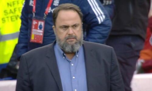 «Ο Μαρινάκης κυνήγησε τον διαιτητή Τίρνεϊ - Χρειάστηκε να απομακρυνθεί από την ασφάλεια» thumb