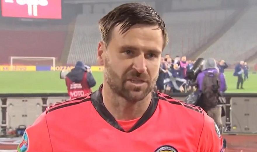 Ο ήρωας Μάρσαλ την… έκανε από τις δηλώσεις για να πανηγυρίσει (video) thumb
