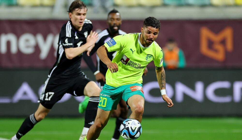 ΑΕΚ - Άρης 1-1: «Τα-Χ-υδρόμησαν» τον τίτλο στον ΑΠΟΕΛ! thumb