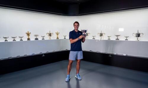Ράφα Ναδάλ: Στο μουσείο του η ρέπλικα του Roland Garros 2020  thumb