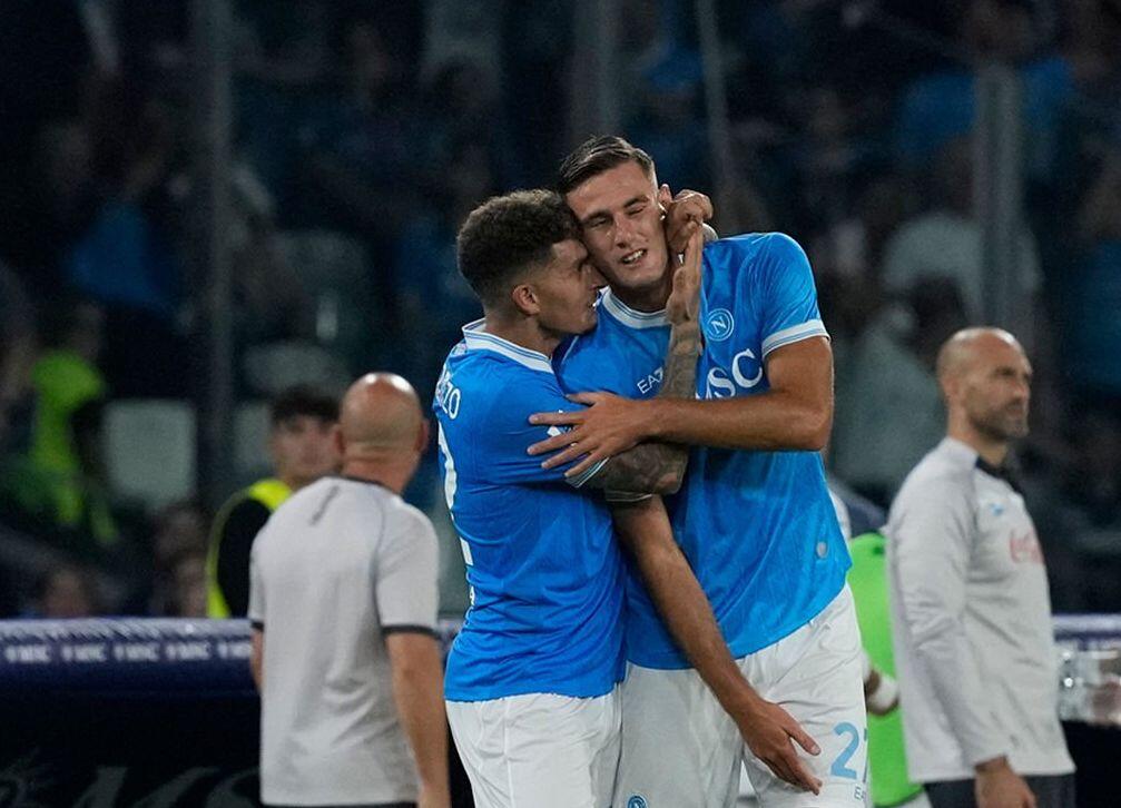 Νάπολι - Πίζα 3-2: Ακάθεκτη με 4Χ4 και μόνη στην κορυφή! thumb