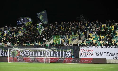 ΑΕΚ: Sold out η Δυτική, έμειναν λίγα σε Ανατολική και Νότια thumb
