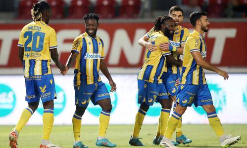 Οθέλλος-ΑΠΟΕΛ 0-1:  Αγχωτικό «διπλό» με υπογραφή Ντογκαλά! thumb