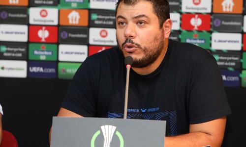 «Στον Λάζαρο αρέσει να σηκώνει τον κόσμο από τις καρέκλες του» thumb