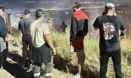 Στη μάχη με τις φλόγες στην Πάτρα οι οπαδοί της Παναχαϊκής (pics) thumb
