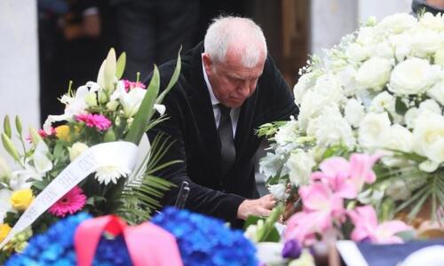 Ομπράντοβιτς: «Λύγισε» μπροστά στο φέρετρο του Ίβκοβιτς thumb