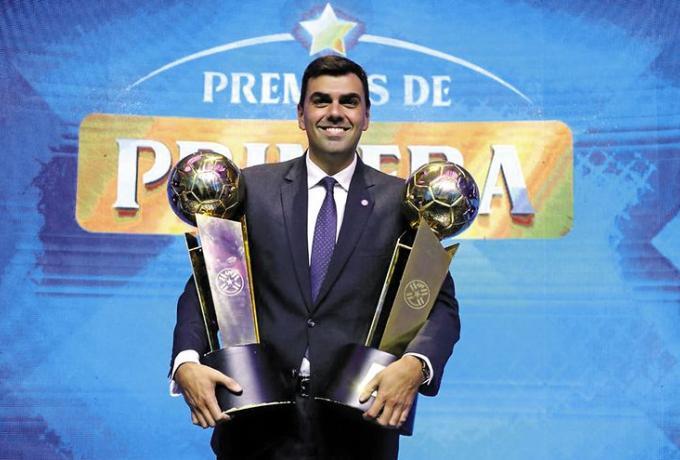 Ισόβιος αποκλεισμός από την FIFA για στημένα! thumb