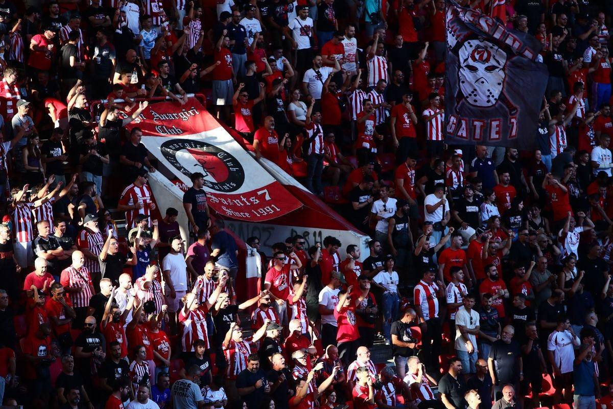 Συνεχίζεται η διάθεση των εισιτηρίων για τον αγώνα Μπαρτσελόνα - Ολυμπιακός thumb