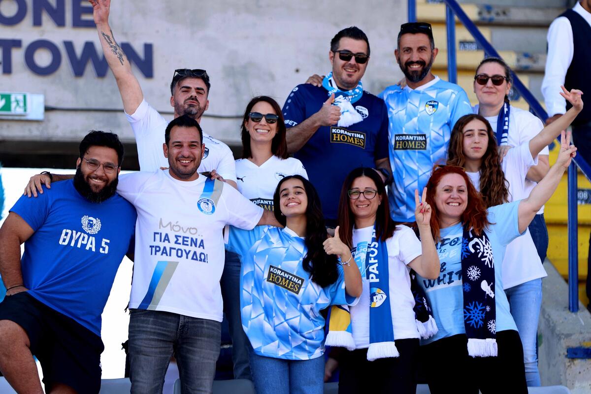 Τόσοι στο Πάφος - ΑΠΟΕΛ! thumb