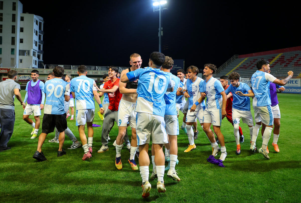 Πάφος FC - Ολυμπιακός: Έκαναν το Double οι «γαλάζιοι» thumb