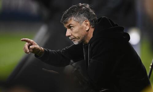 Δεν έπιασε το 4-4-2  thumb