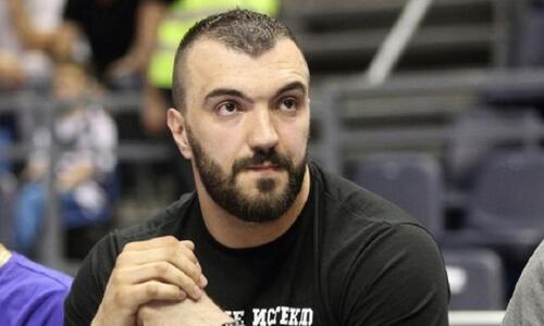 Παλεύει να κρατηθεί στη ζωή ο Νίκολα Πέκοβιτς! thumb