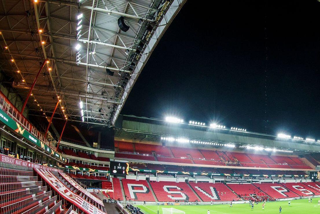 Μεγαλώνει τη χωρητικότητα στο «Philips Stadium» η Αϊντχόφεν thumb