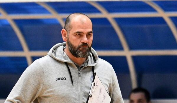 Ανανέωση με Πλατρίτη στον Παφιακό image